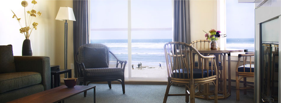 Rooms at Land's End Motel
